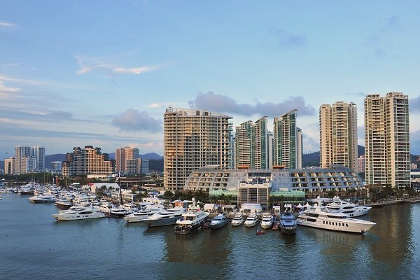 三亞鴻洲國際游艇會碼頭 三亞鴻洲國際游艇會碼頭