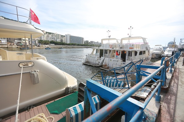 三亞港務局游艇碼頭 三亞港務局游艇碼頭