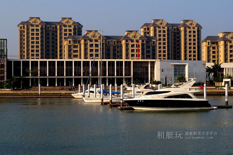 海南?？谛虏簫u國(guó)際游艇會(huì)