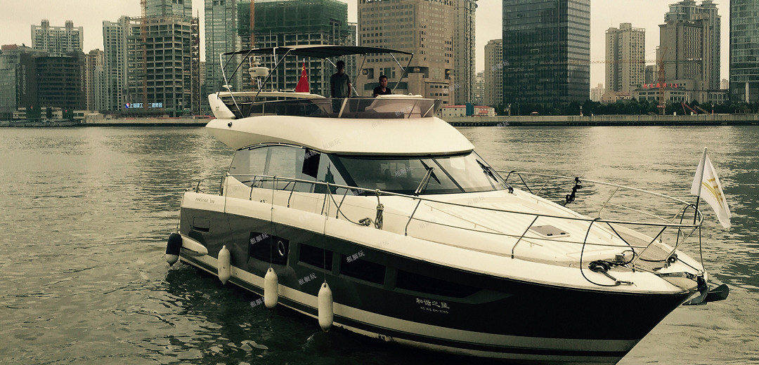 法國(guó)亞諾50英尺飛橋游艇 法國(guó)亞諾50英尺飛橋游艇