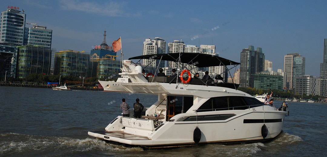 臺(tái)灣AVA 49豪華游艇 1