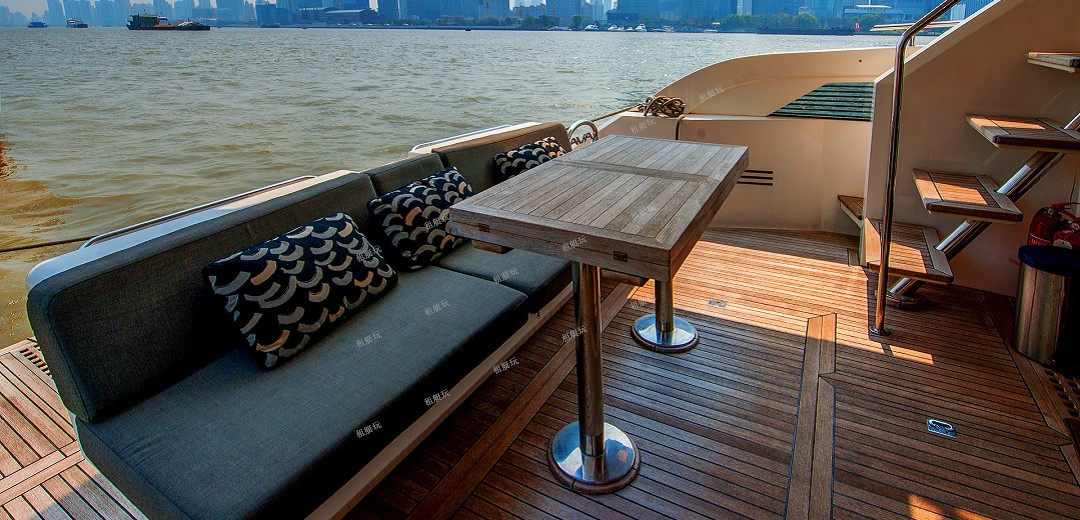 臺(tái)灣AVA 49豪華游艇 1