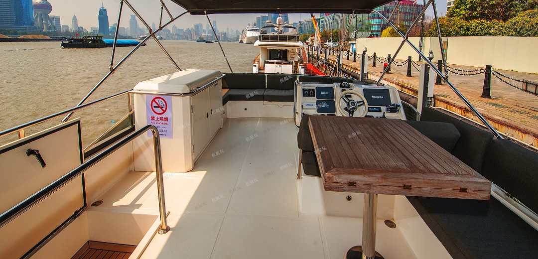 臺(tái)灣AVA 49豪華游艇 1