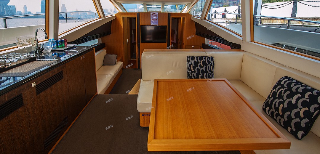 臺(tái)灣AVA 49豪華游艇 1