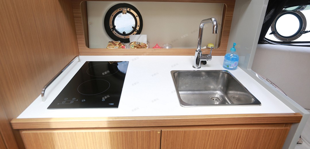 意大利34英尺 意大利34英尺