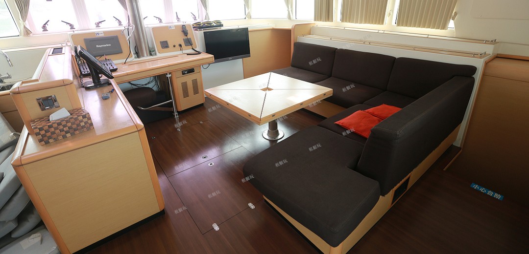 法國藍高50英尺 法國藍高50英尺