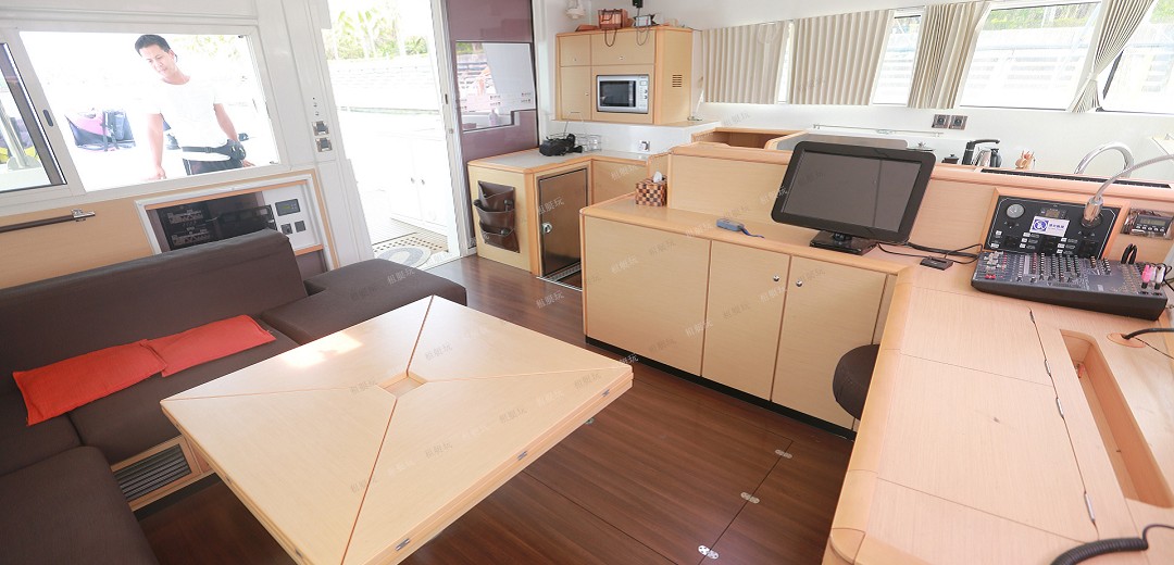 法國藍高50英尺 法國藍高50英尺